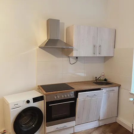 Gemuetliche 2-zimmer-wohnung Kontaktlos Ohne Gastgeber Perfekt Fuer Kurz- Und Langzeitaufenthalte Erdgeschoss *