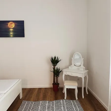 Gemuetliche 2-zimmer-wohnung Kontaktlos Ohne Gastgeber Perfekt Fuer Kurz- Und Langzeitaufenthalte Erdgeschoss * Dortmund